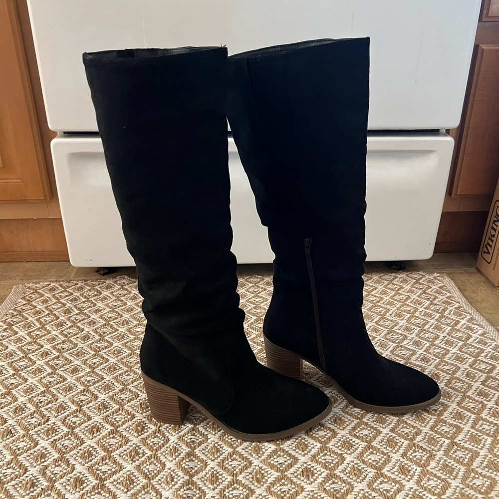 Black tall boots